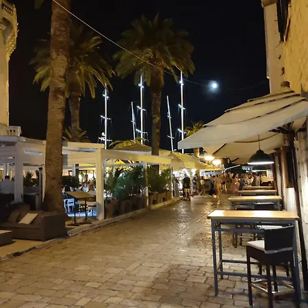 Haus Am Trogir, Mala Mora * Traù