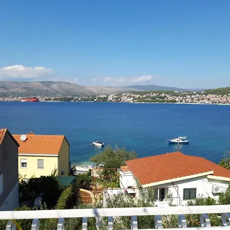 Daire Haus Am Trogir, Mala Mora